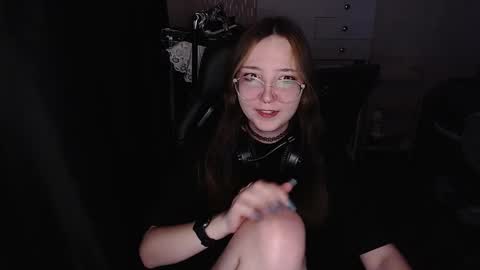 Amelia online show from December 19, 2025, 3:30 pm