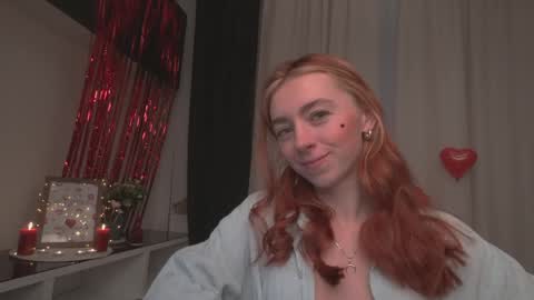 Snapshot of ameliamber0 chatting on February 14, 2025, 3:26 pm Amelia online show from February 14, 2025, 3:26 pm