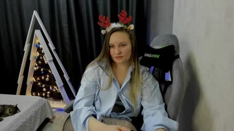 Snapshot of ameliecameron chatting on December 23, 2024, 12:46 am amelie online show from December 23, 2024, 12:46 am