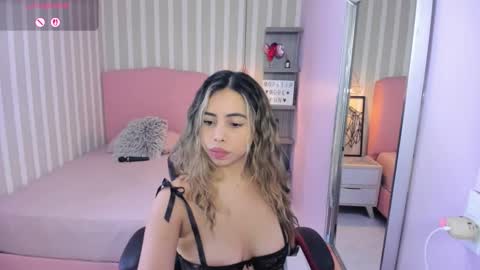 Snapshot of amelietarson chatting on September 13, 2025, 12:16 pm Victoria online show from September 13, 2025, 12:16 pm