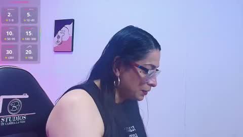 AMELY online show from October 16, 2025, 11:55 am