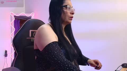 AMELY online show from October 25, 2025, 11:51 am