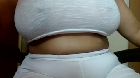 Snapshot of ames9001 chatting on October 9, 2025, 1:53 pm Mari online show from October 9, 2025, 1:53 pm