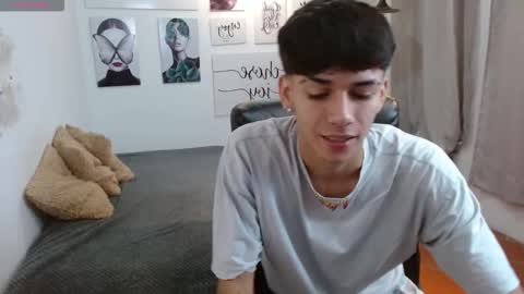 Snapshot of amethystshadow chatting on October 30, 2025, 4:41 pm amethystshadow online show from October 30, 2025, 4:41 pm