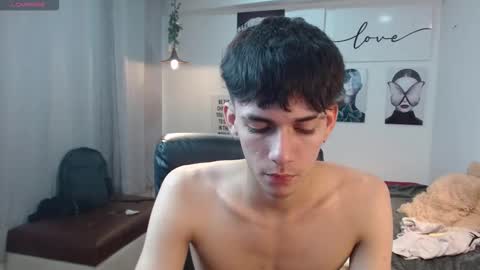 Snapshot of amethystshadow chatting on November 23, 2025, 12:21 am amethystshadow online show from November 23, 2025, 12:21 am