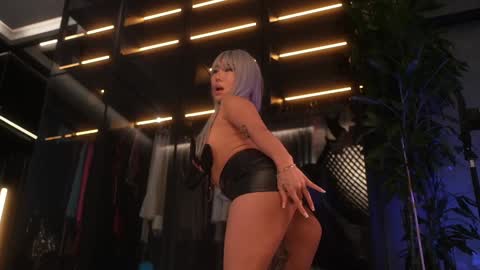 Snapshot of ami_katana chatting on February 8, 2025, 3:08 am Ami online show from February 8, 2025, 3:08 am