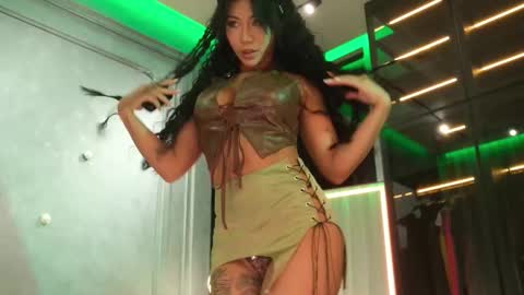 Snapshot of ami_katana chatting on October 1, 2025, 2:01 pm Ami online show from October 1, 2025, 2:01 pm