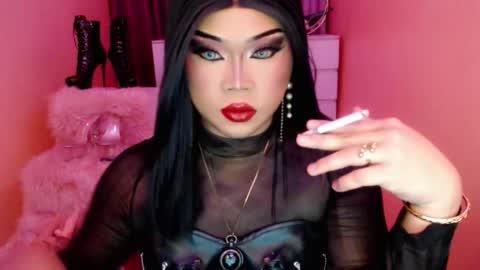 Queen Mireska online show from October 12, 2025, 2:05 pm