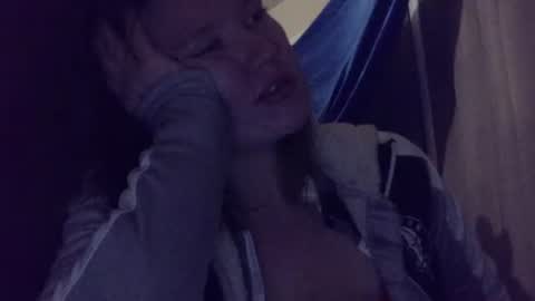 amileamariestar online show from December 25, 2024, 9:02 am