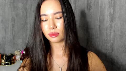 Amina online show from December 22, 2024, 5:10 pm