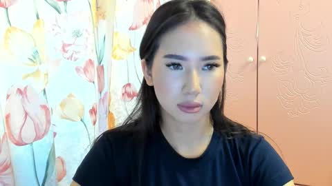 Amina online show from September 14, 2025, 1:54 pm