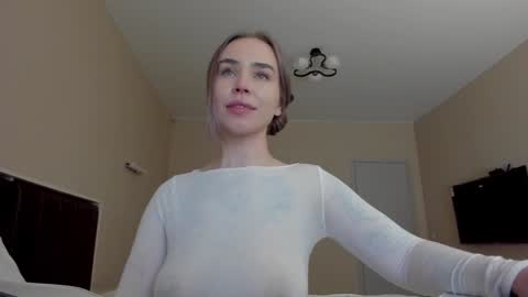 Snapshot of aminaswan_ chatting on November 24, 2025, 5:45 pm Kristina online show from November 24, 2025, 5:45 pm