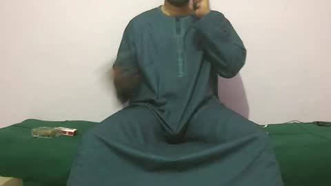 Snapshot of amir_elaraby chatting on September 29, 2025, 10:03 pm Amir online show from September 29, 2025, 10:03 pm