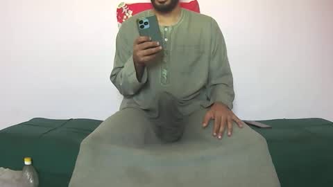 Amir online show from December 4, 2025, 11:41 am