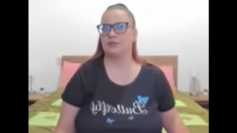 Amira Vyxen online show from October 3, 2025, 1:08 pm