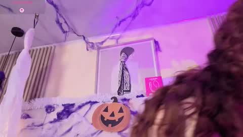 Snapshot of ammber_mjs chatting on October 24, 2025, 12:45 pm ammber_mjs online show from October 24, 2025, 12:45 pm