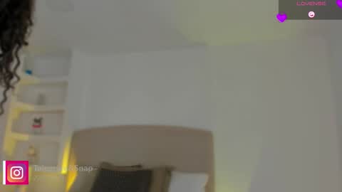 AMMY online show from October 14, 2025, 7:58 pm