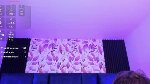 Snapshot of ammyjoness_ chatting on March 4, 2025, 9:54 pm Ammy Jones online show from March 4, 2025, 9:54 pm