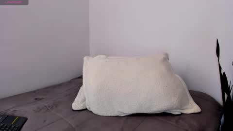 ammy online show from September 17, 2025, 3:46 pm