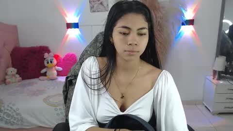 Snapshot of ammyy_wood_ chatting on October 12, 2025, 5:28 am ammyy_wood_ online show from October 12, 2025, 5:28 am