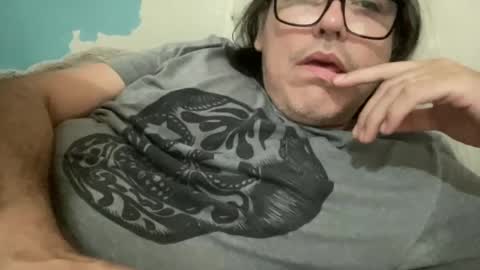 Snapshot of amo_s chatting on March 3, 2025, 7:43 am amo_s online show from March 3, 2025, 7:43 am