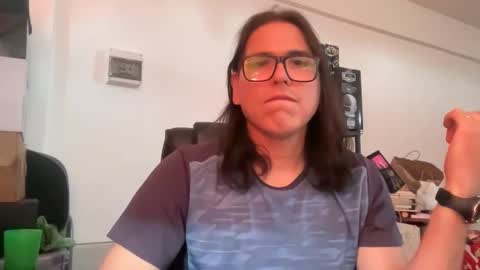 Snapshot of amo_s chatting on October 11, 2025, 8:51 pm amo_s online show from October 11, 2025, 8:51 pm