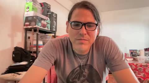 Snapshot of amo_s chatting on November 5, 2025, 5:13 pm amo_s online show from November 5, 2025, 5:13 pm