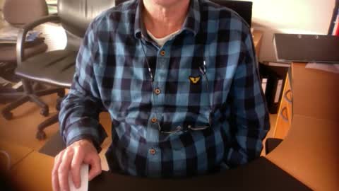 Snapshot of amor2200 chatting on March 7, 2025, 3:28 pm Amor2200 online show from March 7, 2025, 3:28 pm