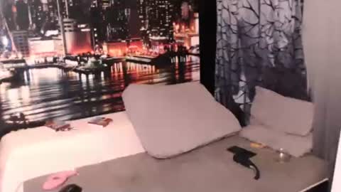 Sarah online show from September 14, 2025, 8:52 pm