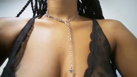 Snapshot of amunetlover chatting on January 25, 2025, 3:19 am shantel online show from January 25, 2025, 3:19 am