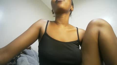 Snapshot of amunetlover chatting on October 4, 2025, 7:12 pm shantel online show from October 4, 2025, 7:12 pm