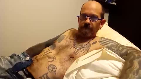 Snapshot of amunrethegod chatting on October 23, 2025, 9:57 pm amunrethegod online show from October 23, 2025, 9:57 pm