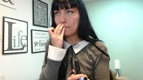 Amy 3 online show from February 13, 2025, 5:05 am