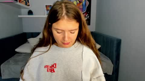 Snapshot of amy__wood chatting on December 6, 2024, 11:47 pm AmyGMT 2 Mon-Sun 0300am-0900am online show from December 6, 2024, 11:47 pm
