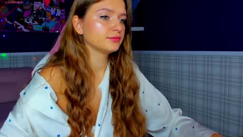 Snapshot of amy__wood chatting on December 18, 2024, 1:05 am AmyGMT 2 Mon-Sun 0300am-0900am online show from December 18, 2024, 1:05 am