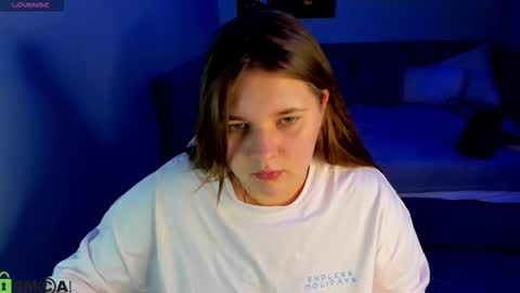 Snapshot of amy__wood chatting on September 29, 2025, 6:51 am AmyGMT 2 Mon-Sun 0300am-0900am online show from September 29, 2025, 6:51 am