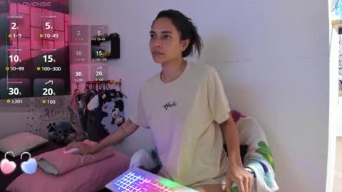 Snapshot of amy_and_eloise chatting on September 26, 2025, 11:25 am AmyEloise online show from September 26, 2025, 11:25 am