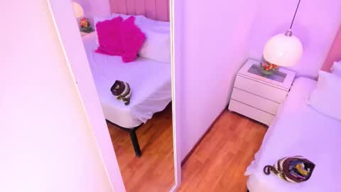 Snapshot of amy_ferreira chatting on September 28, 2025, 3:23 am Aleja online show from September 28, 2025, 3:23 am