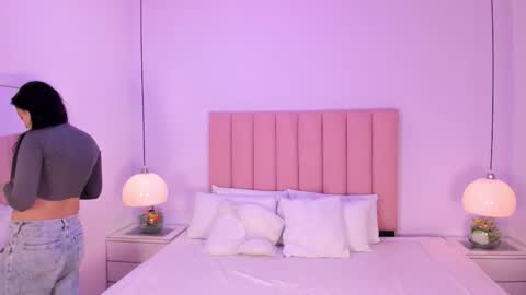 Snapshot of amy_ferreira chatting on November 2, 2025, 3:09 am Aleja online show from November 2, 2025, 3:09 am