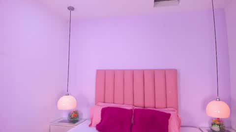 Snapshot of amy_ferreira chatting on November 14, 2025, 10:18 pm Aleja online show from November 14, 2025, 10:18 pm