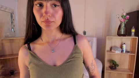 Snapshot of amy_kiitty chatting on January 17, 2025, 1:47 am online show from January 17, 2025, 1:47 am