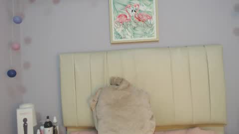 Amy online show from November 25, 2025, 1:44 pm