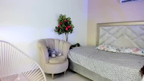 Snapshot of amy_sweetheat__ chatting on October 23, 2025, 4:17 pm Amely online show from October 23, 2025, 4:17 pm