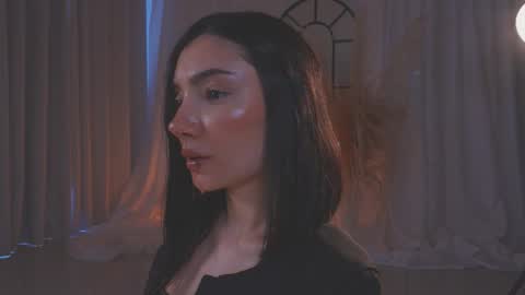 Amy Armstrong online show from November 8, 2025, 8:18 pm