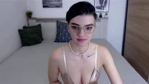 Snapshot of amylexy chatting on December 16, 2024, 7:37 am Hi there guys  My pleasure in your hands  pvt is open online show from December 16, 2024, 7:37 am