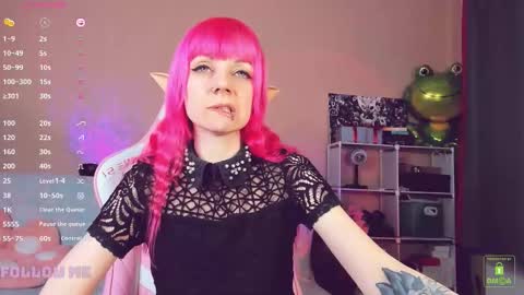 Amy Rose online show from December 4, 2025, 7:44 pm