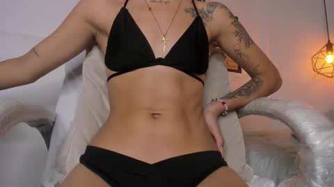 Snapshot of amysc chatting on December 2, 2025, 2:12 pm Amy online show from December 2, 2025, 2:12 pm