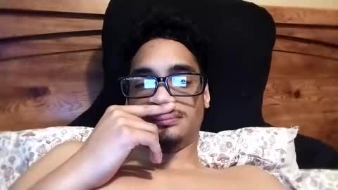 Snapshot of an377432 chatting on March 4, 2025, 7:01 pm an377432 online show from March 4, 2025, 7:01 pm