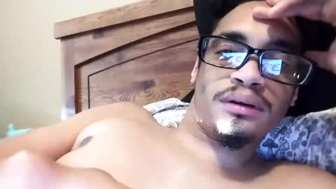 Snapshot of an377432 chatting on March 5, 2025, 11:27 pm an377432 online show from March 5, 2025, 11:27 pm