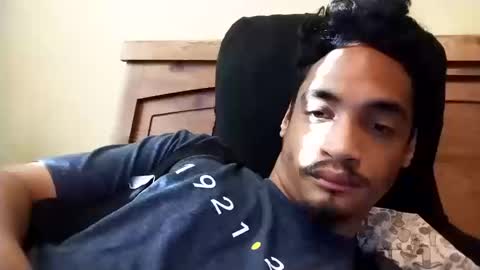 Snapshot of an377432 chatting on October 15, 2025, 9:48 pm an377432 online show from October 15, 2025, 9:48 pm